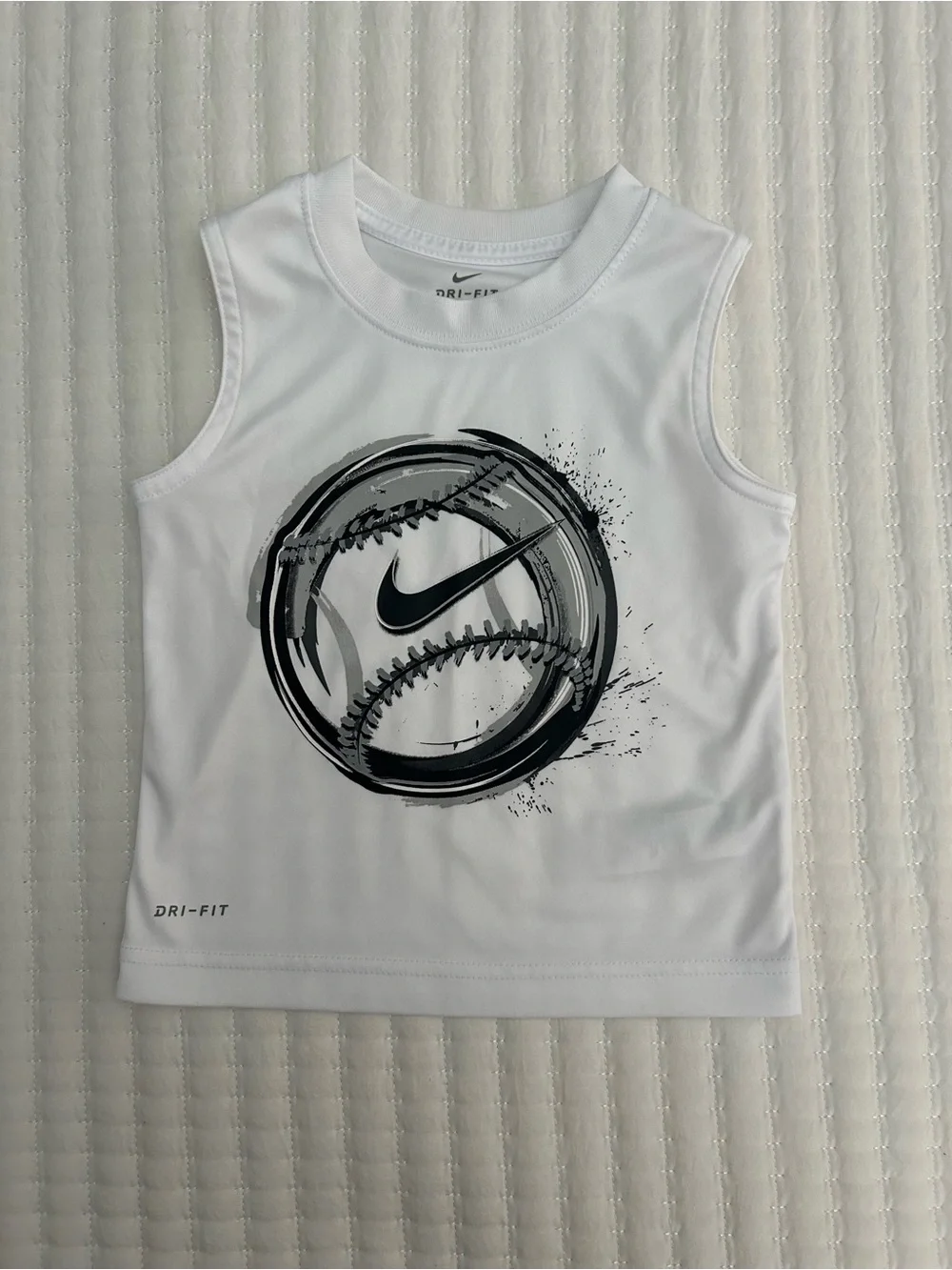 Nike Boys Gray and White Baseball Graphic Top Bundle Size 2T